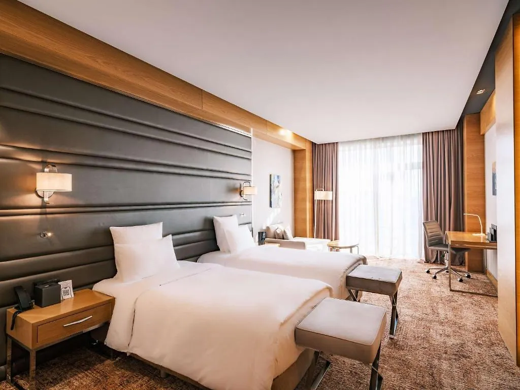 מלון Movenpick Winter Park באקו