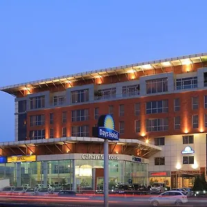 Otel Days By Wyndham, Bakü